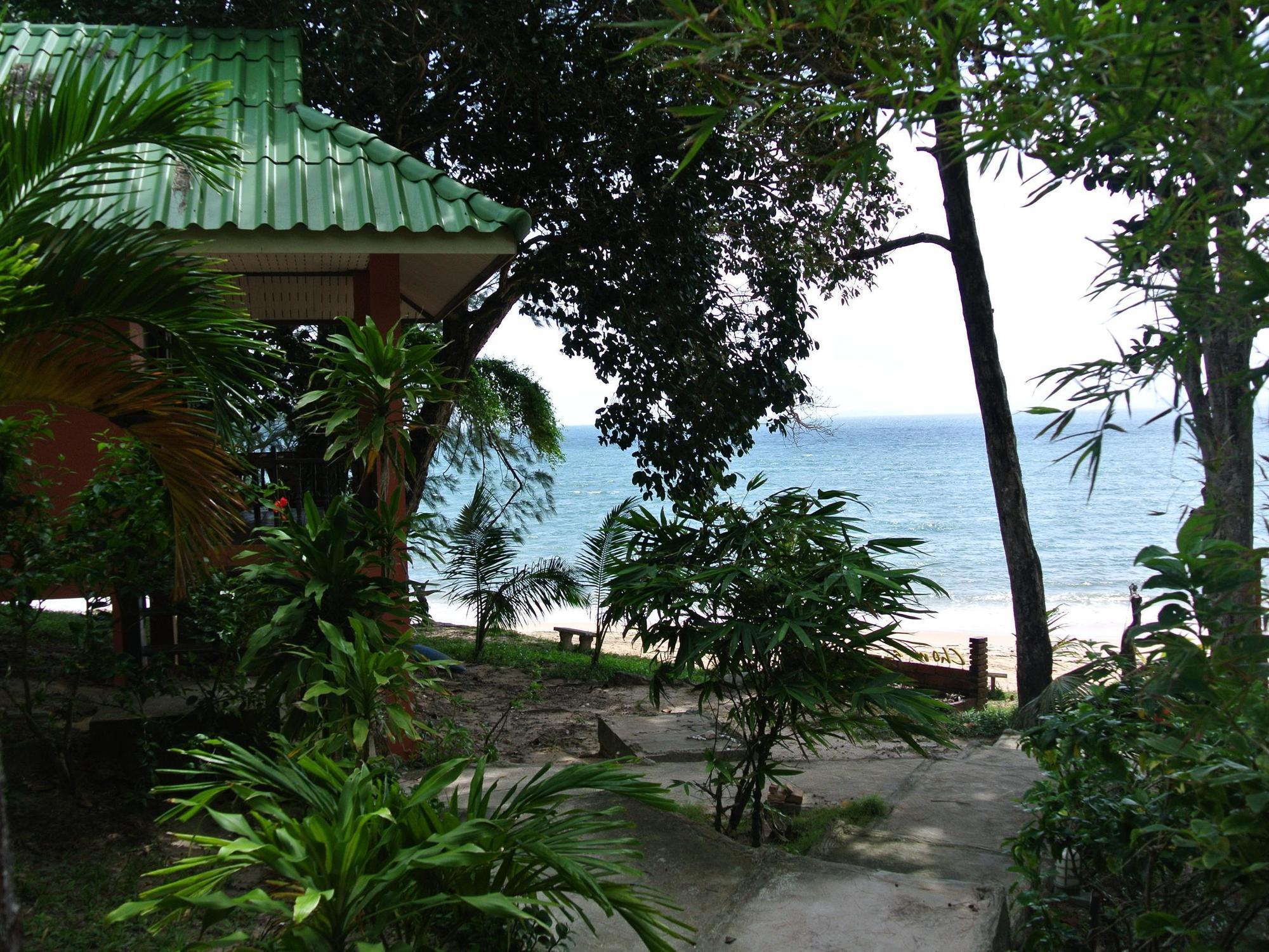 Chomjan Resort Koh Phayam Buitenkant foto