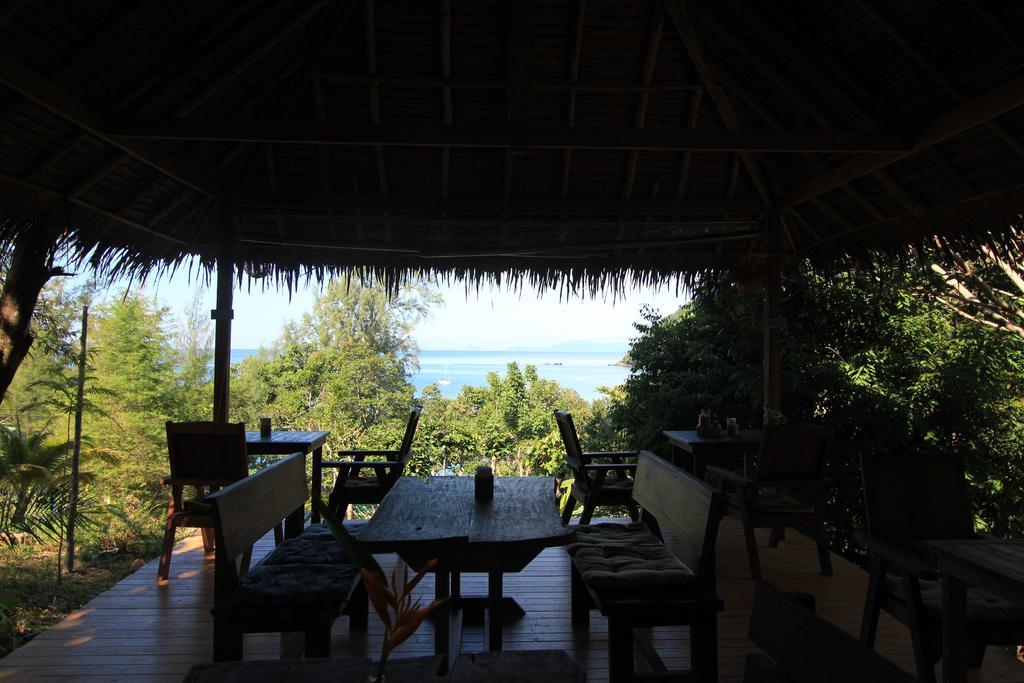 Chomjan Resort Koh Phayam Buitenkant foto