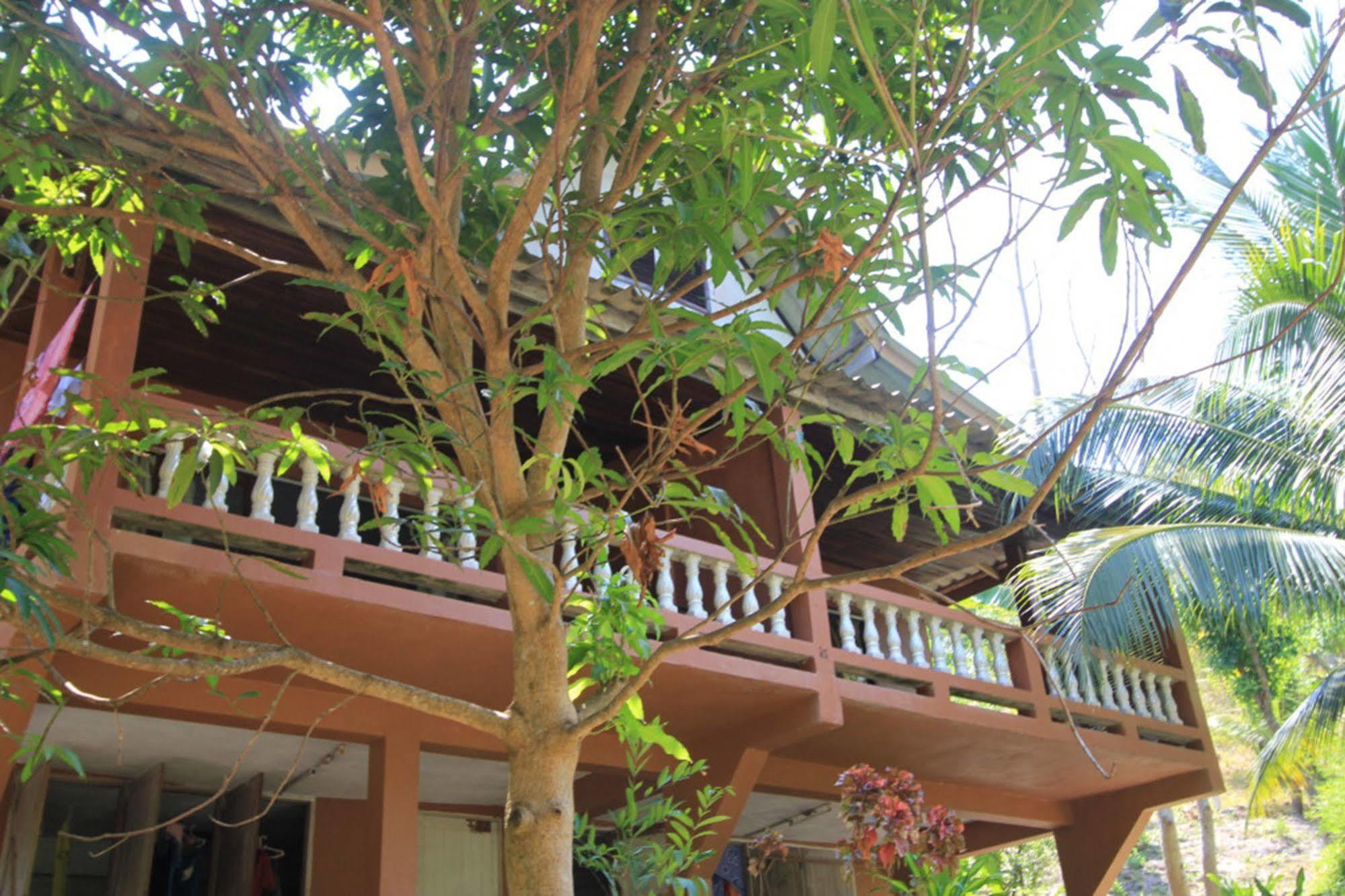 Chomjan Resort Koh Phayam Buitenkant foto